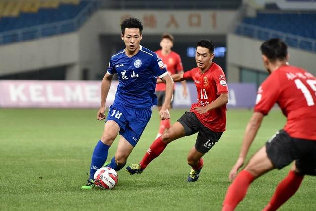 吴川青年加冕燃动南粤 省超十年蝶变照见南派足球振兴新篇